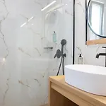 Mironi - Private Sea Access *